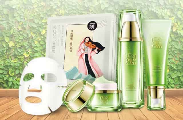 母亲见到亲生的女儿