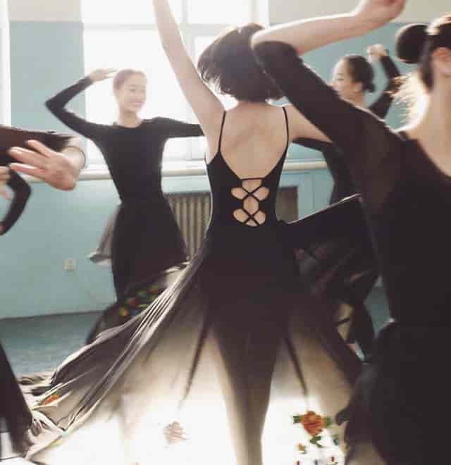 小鸡蛋和鸡蛋怎么红烧好吃