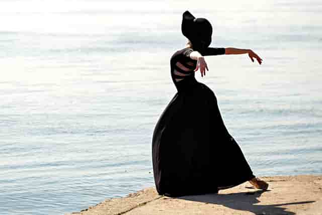 AI厂格拉苏蒂原创偏心月腕表